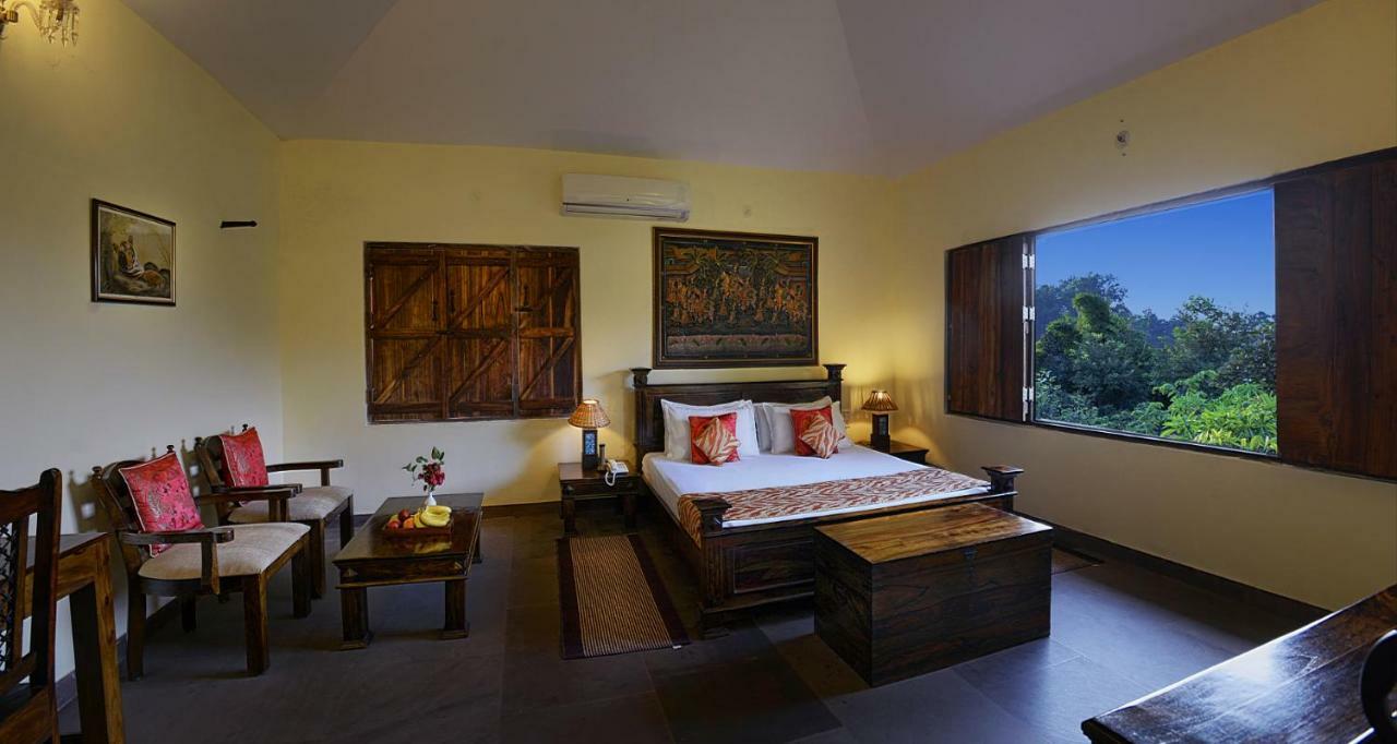 Hôtel Courtyard House à Kānha Extérieur photo